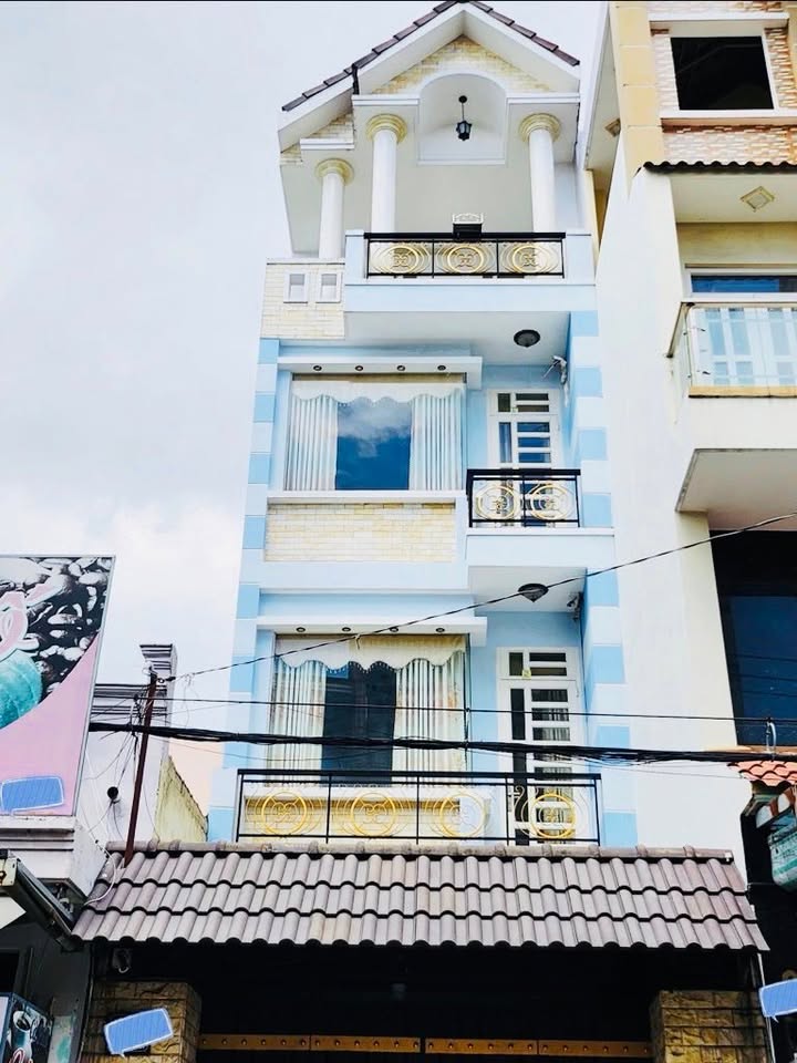 Mặt tiền kinh doanh đường Lê Văn Quới 417m² giá 8 tỷ - Đầu tư sinh lời ngay!