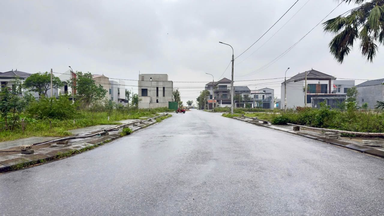 Đất nền góc 2 mặt tiền tại phường Trần Phú, 345m², giá 8 tỷ - Cơ hội đầu tư hấp dẫn!