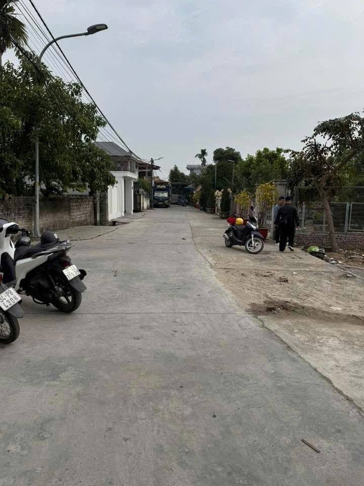 FrontHouse TDP Tây Nam Vụ Bản, An Dương 69m² giá 1.68 tỷ - Mặt tiền kinh doanh lý tưởng!