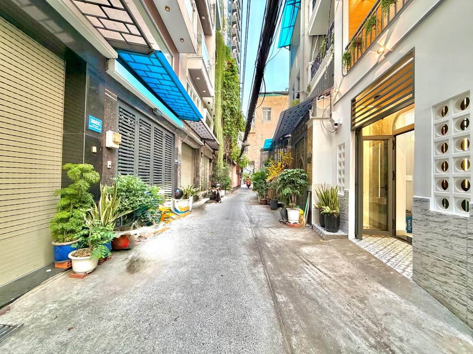 Nhà phố hẻm xe hơi tại Pearl Plaza Bình Thạnh 33m² giá 4.98 tỷ - Sẵn sàng vào ở ngay!