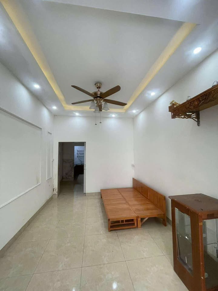 Nhà 2 tầng đường Phan Đình Giót, Nam Định 44m² giá 1.1 tỷ - Cơ hội đầu tư hấp dẫn!