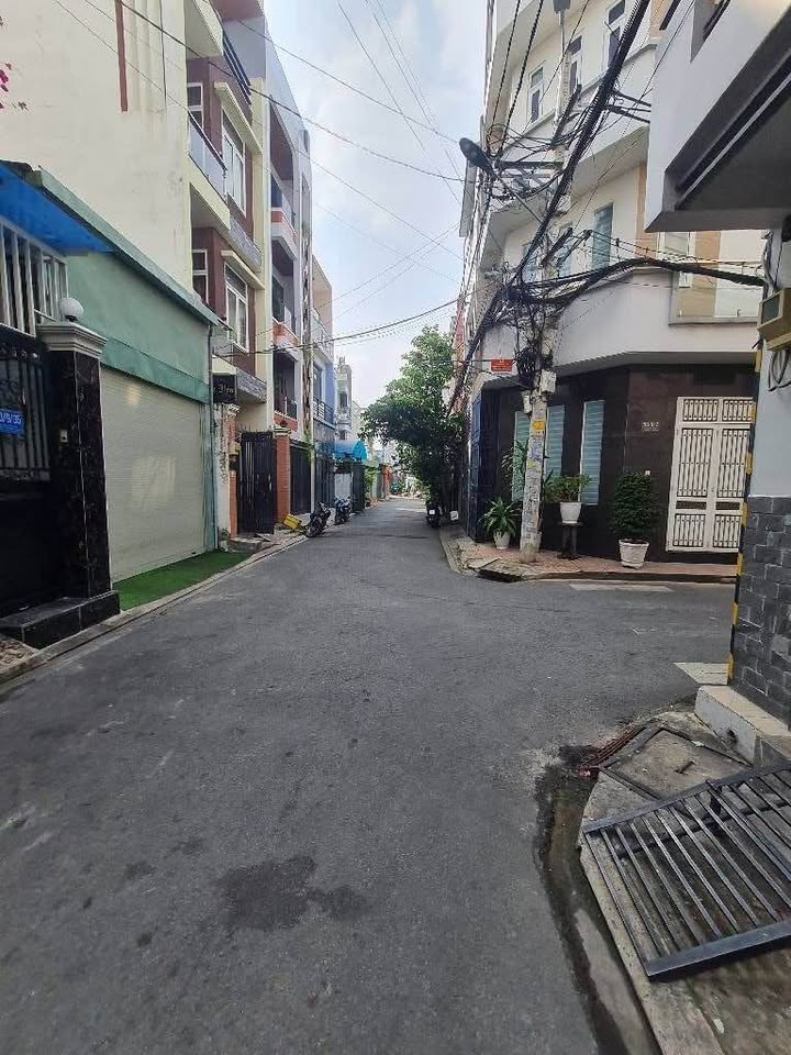 Nhà phố Bờ Bao Tân Thắng, 63m² giá 11 tỷ - Sẵn sàng vào ở ngay!