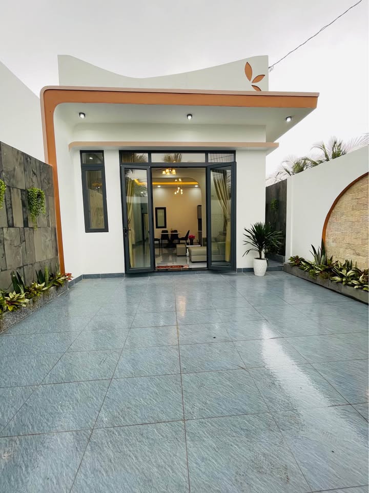 Nhà riêng Long Hòa A, TP Mỹ Tho 120m² giá 1.69 tỷ - Sẵn sàng vào ở ngay!