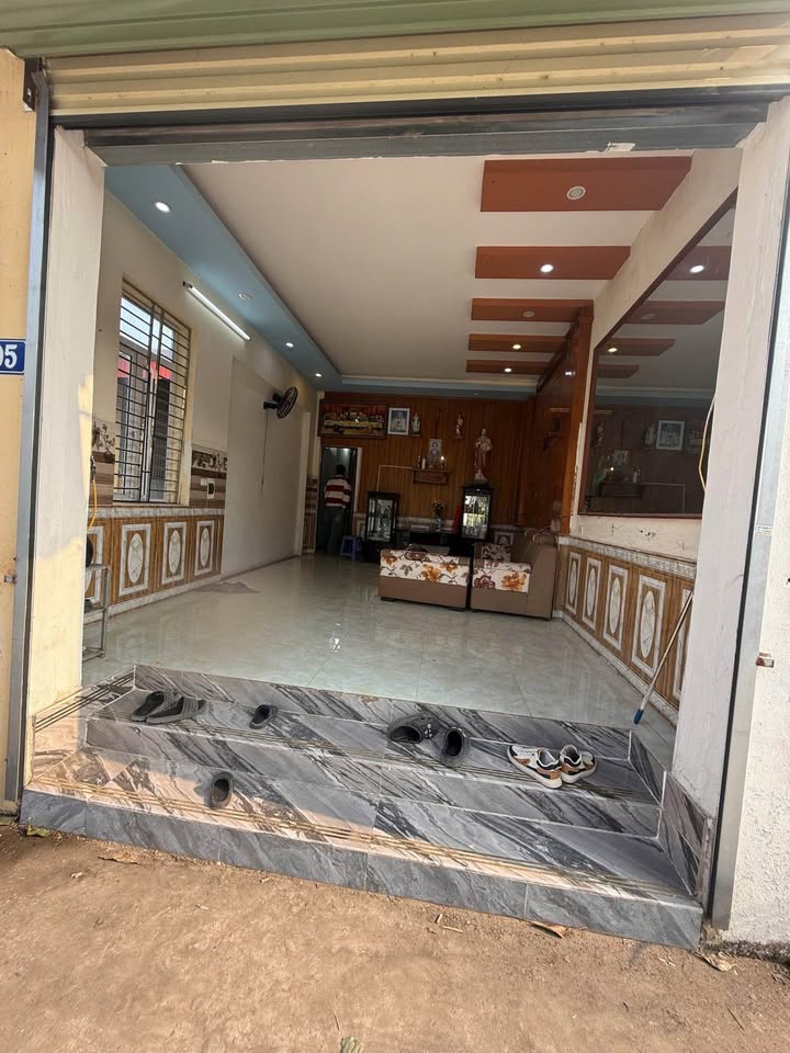 Nhà cấp 4 Vân Tập, Hội Thịnh 100m² giá 1.7 tỷ - Đường ô tô tránh nhau