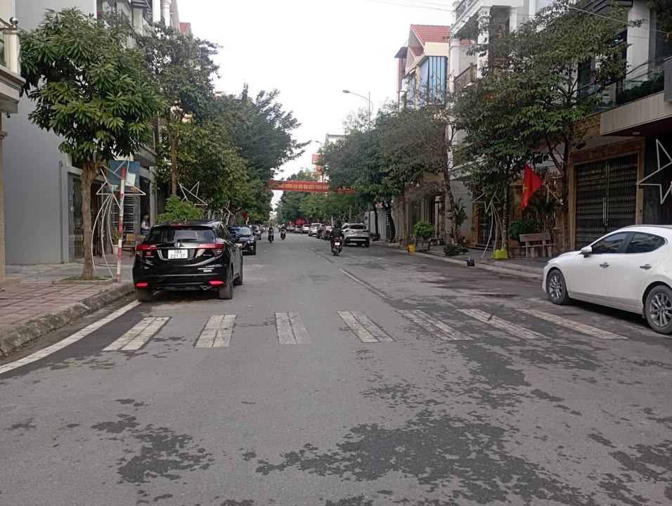 Đất nền khu Thống Nhất, Đoàn Khuê, 90m² - Đoạn đẹp, vị trí thuận lợi!