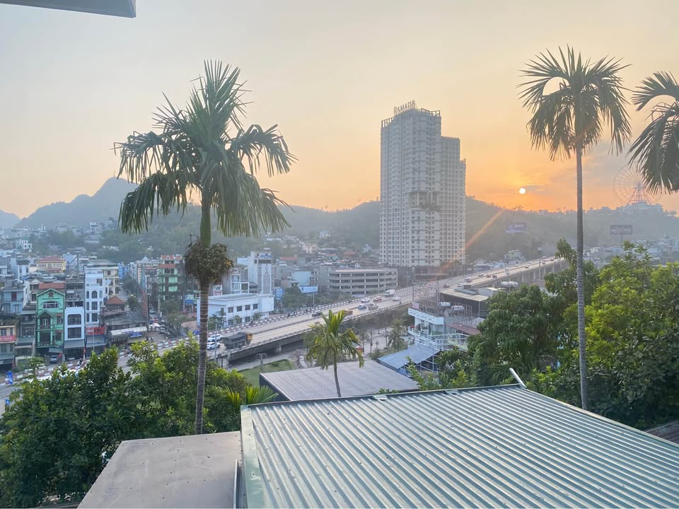 Nhà 2 tầng trung tâm Yết Kiêu – Đồi Mắm Tôm, Hạ Long 74.5m² giá 1.7 tỷ – Cơ hội hiếm có!