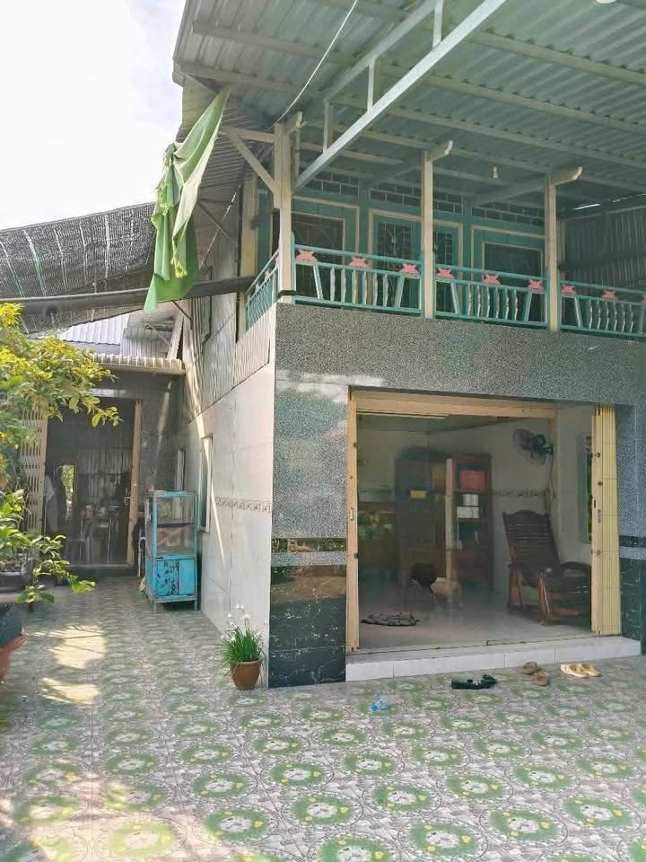 Nhà cấp 4 tại Xã Long Kiến, Huyện Chợ Mới, An Giang - Giá 1 tỷ, Thương lượng ngay!