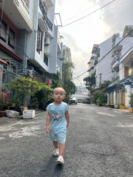 Nhà 2 tầng hẻm xe hơi 303 Tân Sơn Nhì 58m² giá 7 tỷ - Đầu tư sinh lời!