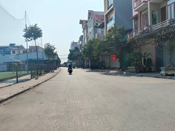 Lô đất vàng Từ Sơn 96m² giá 4 tỷ - Kinh doanh thuận lợi!
