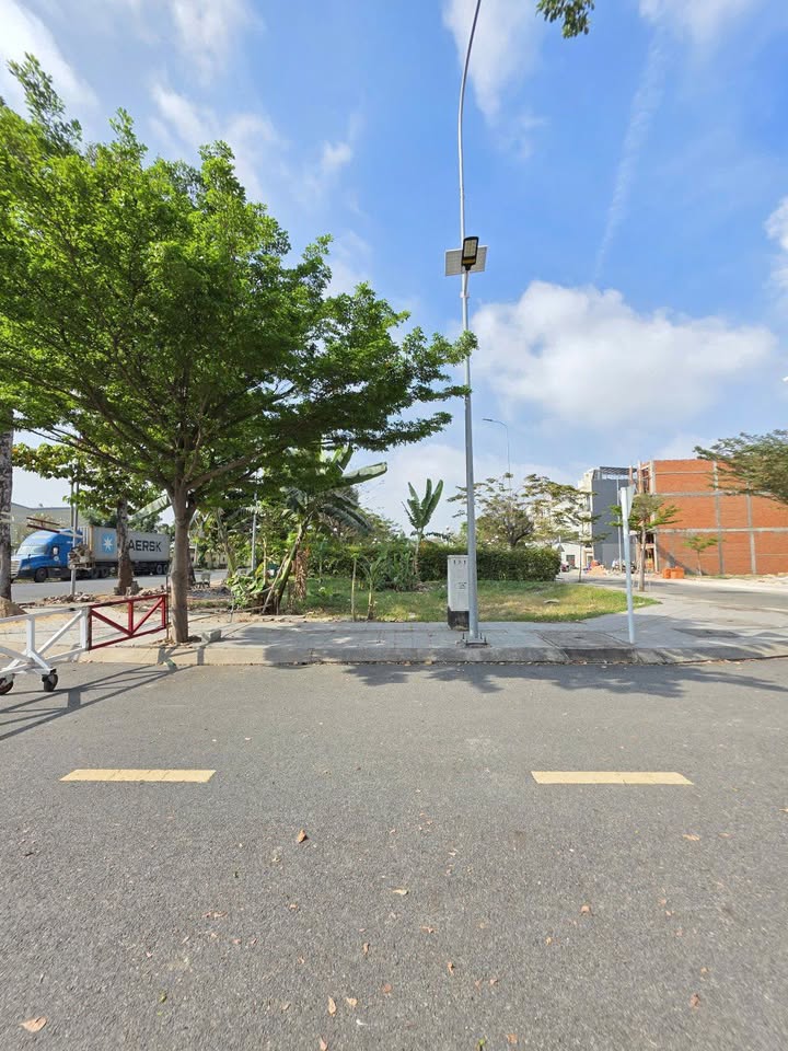 Đất nền KDC Icon Central Dĩ An 73m² giá 4.15 tỷ - Sổ hồng riêng, thổ cư 100%