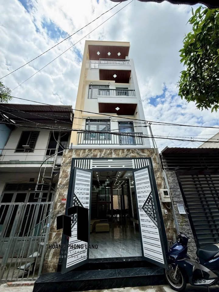 Nhà phố Lê Văn Khương Quận 12, 64m² giá 7,49 tỷ - Thang máy cao cấp, Sổ hồng riêng!