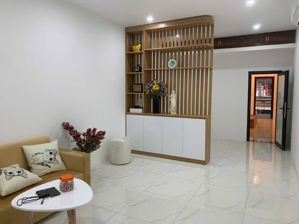 Căn hộ tập thể Phố Hai Bà Trưng 50m² giá thỏa thuận - Chính chủ bán gấp!