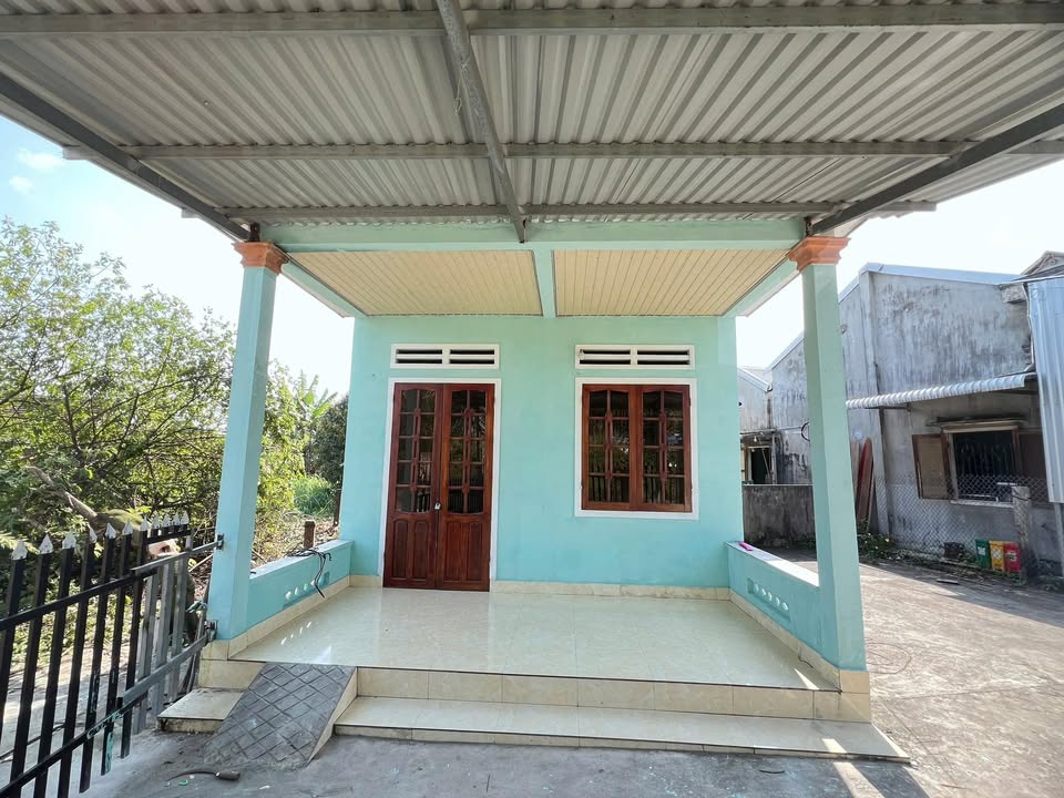 Nhà cấp 4 tại Xã Bình Thạnh, Huyện Bình Sơn, 283m² giá 900 triệu - Cơ hội vàng cuối năm!