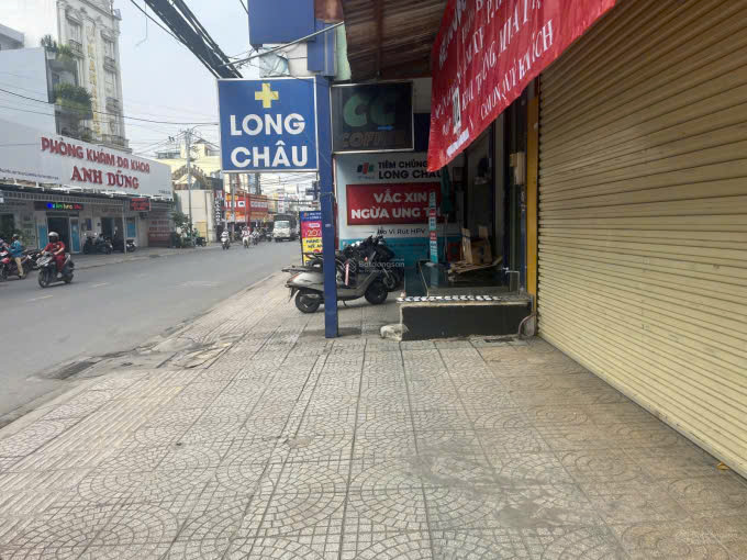 Nhà mặt tiền Nguyễn Ảnh Thủ, Quận 12, 157.6m² giá 21.5 tỷ - Kinh doanh sầm uất!