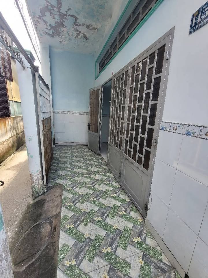 Nhà cấp 4 hẻm QL22 Tân Thới Nhì 100m² giá 3 tỷ - Sổ hồng chính chủ!