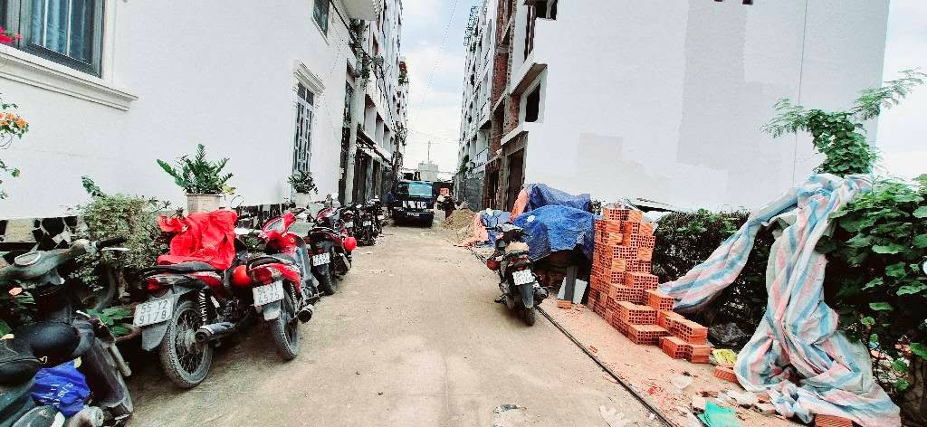 Đất Thạnh Xuân 25, Quận 12, 52m² giá 3 tỷ - Khu nhà lầu sẵn sàng xây dựng!