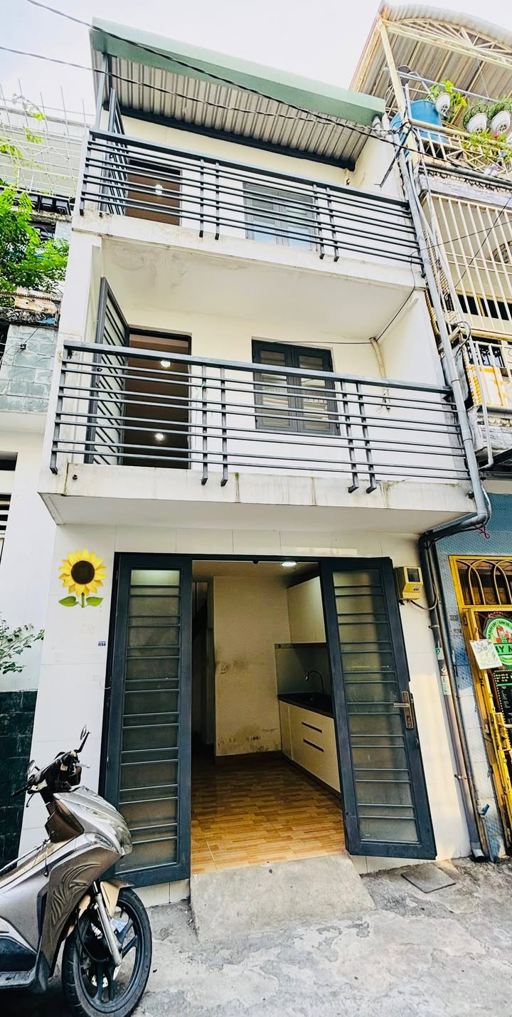 Nhà phố Lê Trọng Tấn 14m² giá 2.8 tỷ - Gần ĐH Công Thương, hẻm xe tải