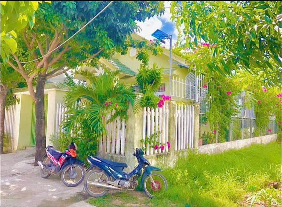 Nhà mái thái Hòa An, 200m² giá 2.25 tỷ - Tiện ích đầy đủ ngay gần chợ!