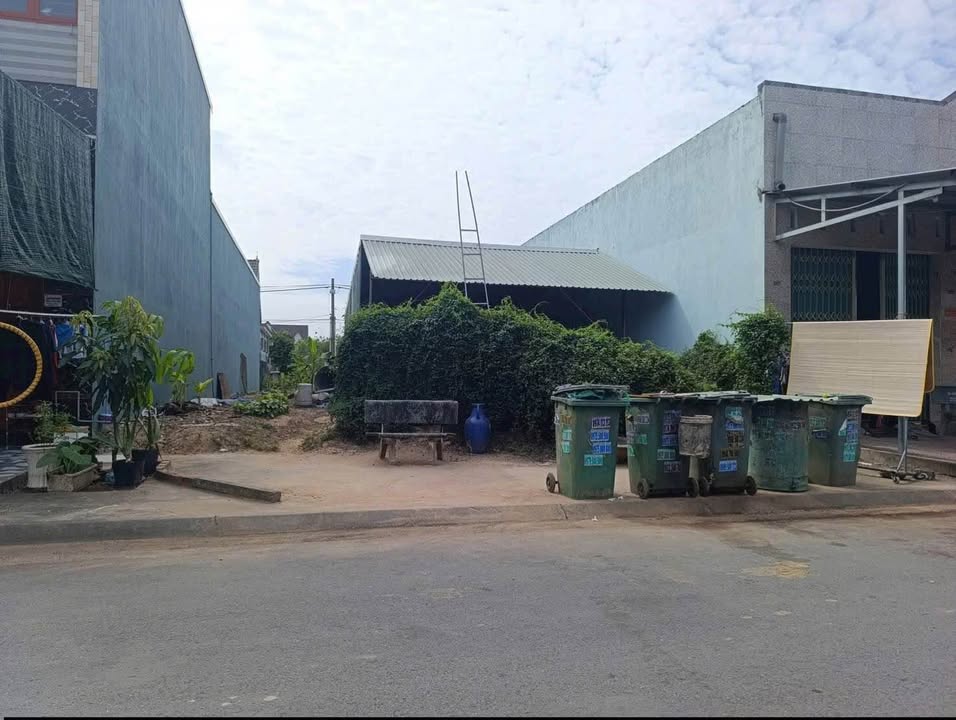 Đất thổ cư 300m² TDC Vĩnh Tân - Giá chỉ 5 tỷ - Xây dựng tự do!