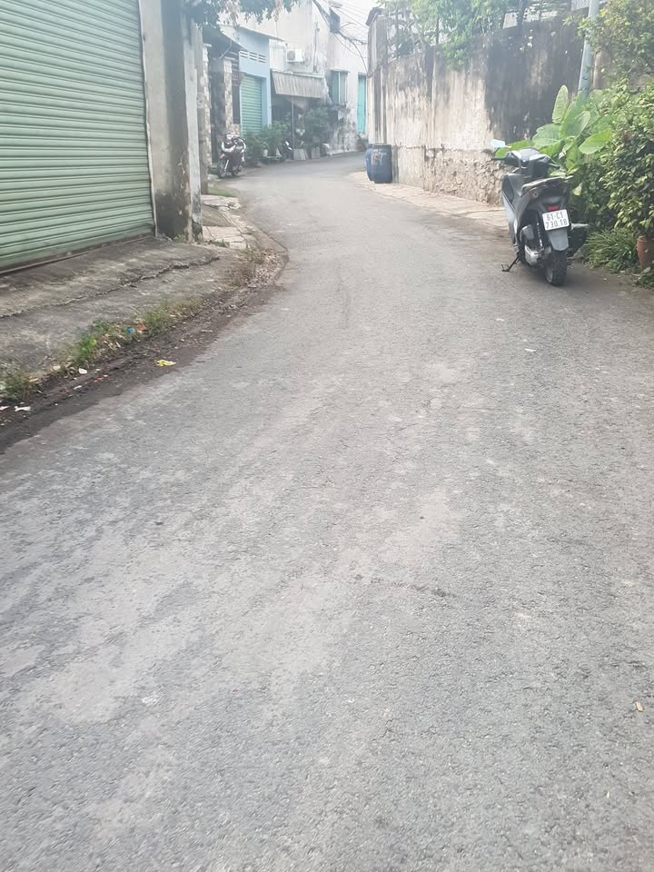 Đất thổ cư Lái Thiêu 61m² giá 2.3 tỷ - Sổ hồng chính chủ, ô tô đến nơi!