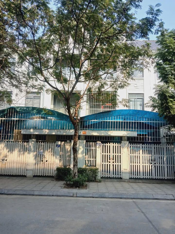 Nhà vườn Geleximco Hà Đông 120m² giá 22 tỷ - Tiềm năng đầu tư hấp dẫn!