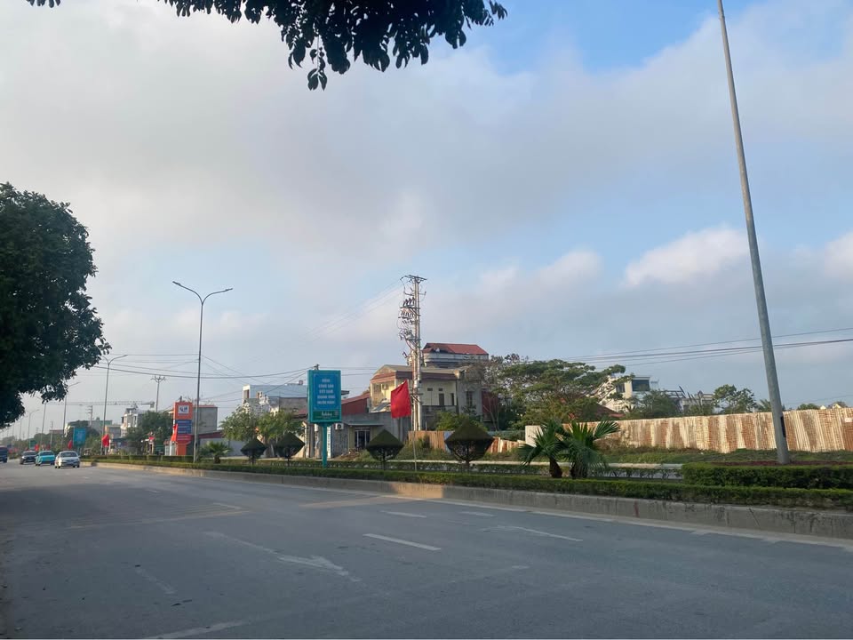 Nhà mặt tiền kinh doanh tại KCN Lễ Môn - Thích hợp cho thuê lâu dài!