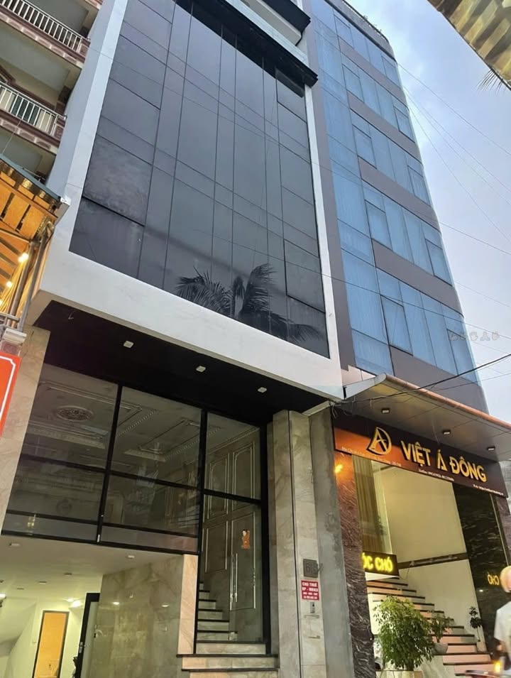 Văn phòng cho thuê phố Đỗ Quang, quận Cầu Giấy 90m² giá 18 triệu - Diện tích thông thoáng, setup dễ dàng!