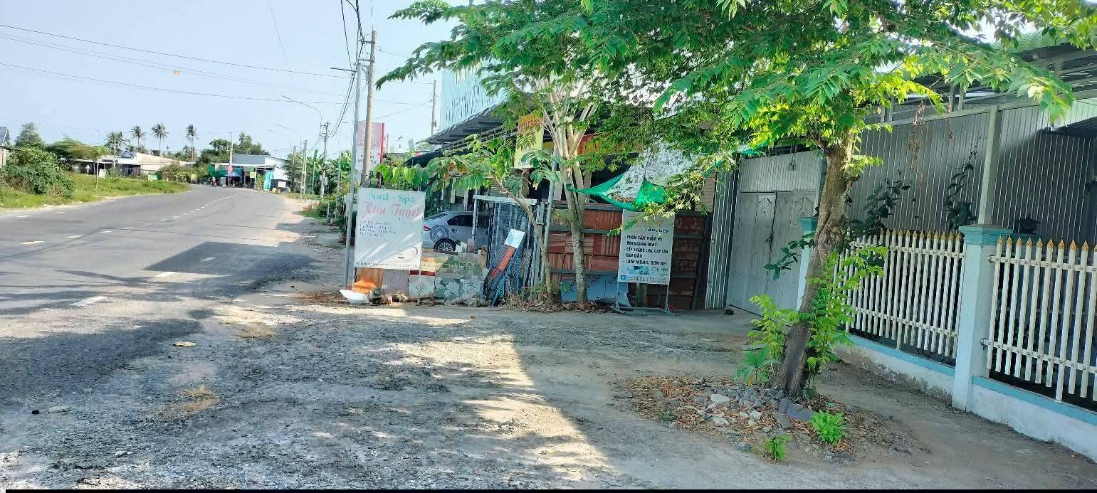 Nhà nguyên căn mặt tiền đường 3/2, Bình Minh, Vĩnh Long - Kinh doanh sầm uất chỉ 2.5 triệu/tháng!