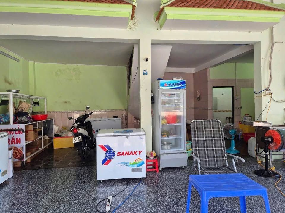 Nhà góc Thị trấn Núi Sập 74m² giá 3 tỷ - Vị trí đắc địa, kinh doanh thuận lợi!