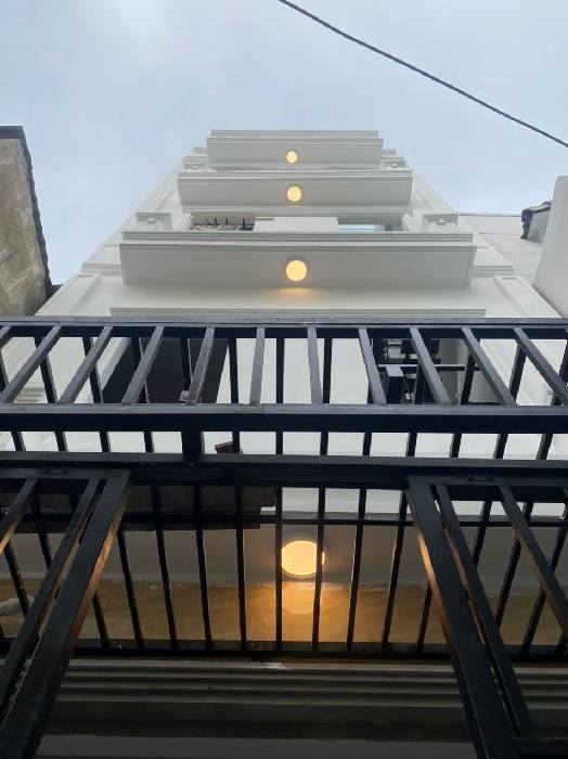 Nhà phố Quận 4 27m² giá 4.2 tỷ - Chính chủ, sổ đỏ đầy đủ!