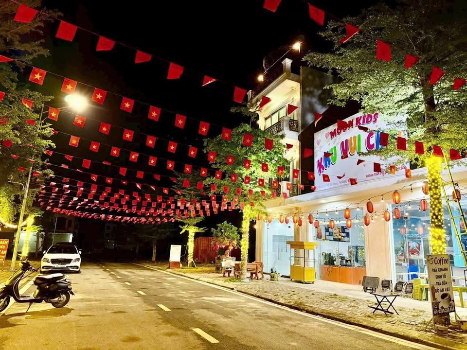 Đất nền Khu dân cư mới Đức Giang 90m² giá 3 tỷ - Vị trí đắc địa gần chợ và trung tâm thương mại!