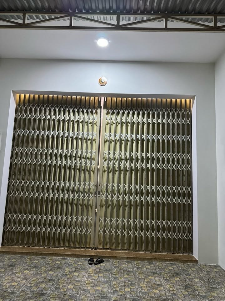 Nhà nguyên căn cho thuê tại Pleiku 50m² - Hướng Tây, thuận tiện mở văn phòng!