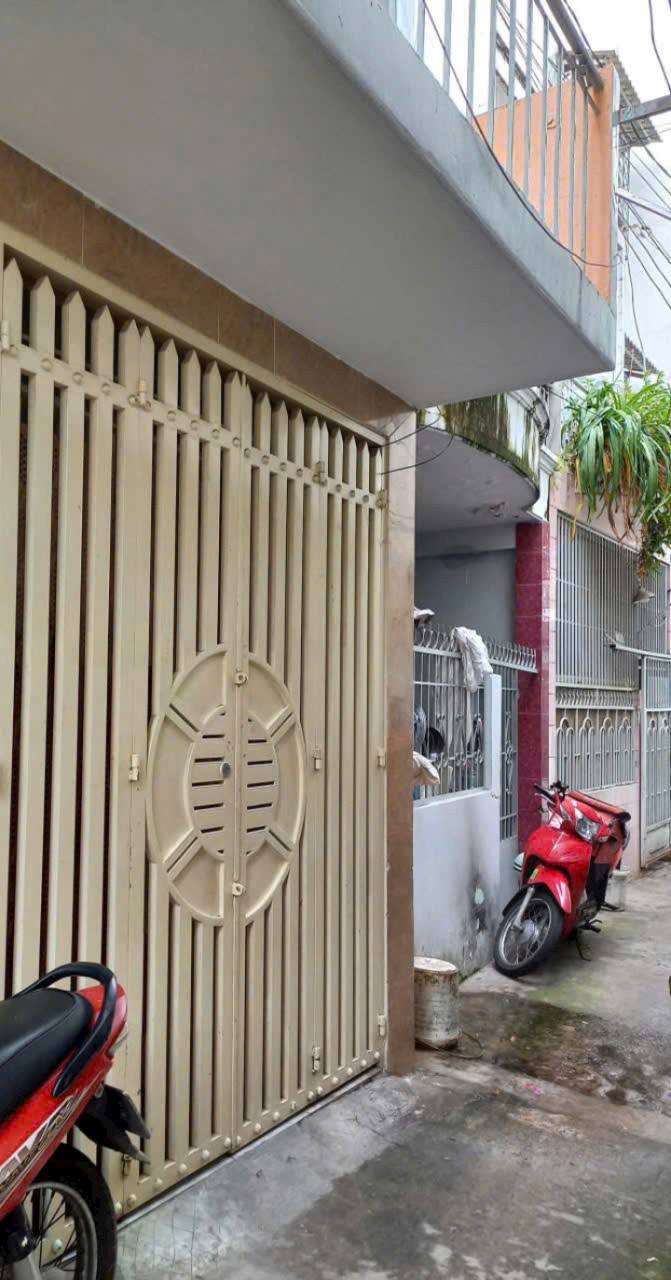 Nhà bán Quận Bình Thạnh 27m² giá 3.7 tỷ - Sổ hồng riêng, ngay công viên Tầm Vu!