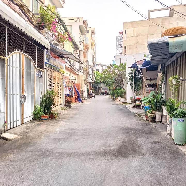 FrontHouse H6m Emart 2, Phú Nhuận, 63m² giá 9 tỷ - Cơ hội đầu tư tuyệt vời!