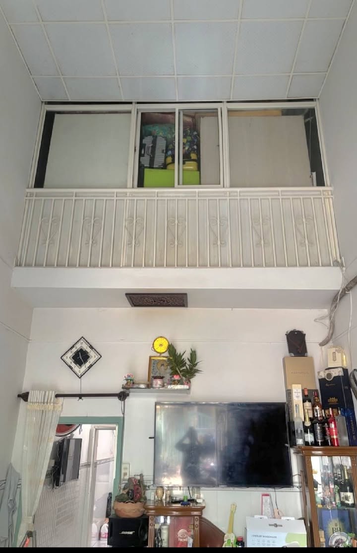 Nhà nhỏ hẻm xe hơi tại Bình Trưng Tây, Thủ Đức 56m² giá 5 tỷ - Cơ hội hiếm có!