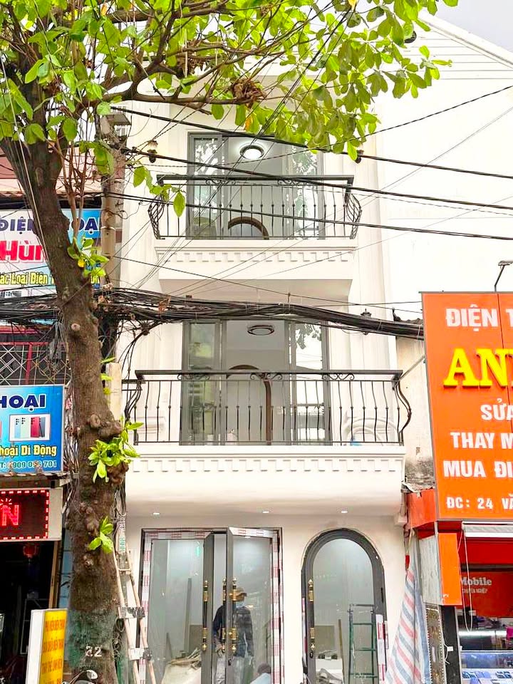 Nhà mặt tiền kinh doanh 3 tầng tại Tân Phú 14m² giá 4.15 tỷ - Đầu tư sinh lời ngay!