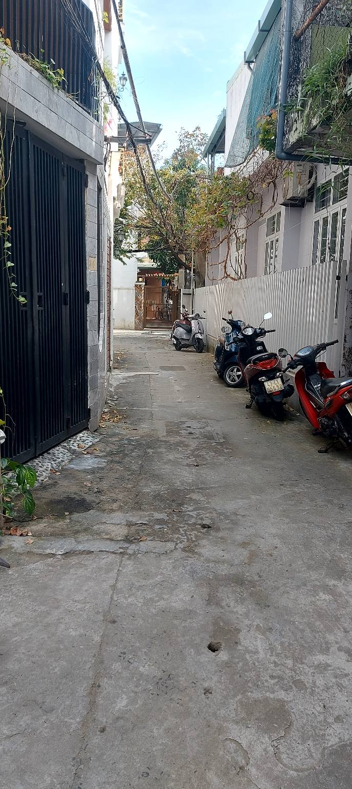 Nhà 2 tầng kiệt rộng Đường 3 tháng 2, 62m² giá 4.65 tỷ - Cơ hội đầu tư hấp dẫn!