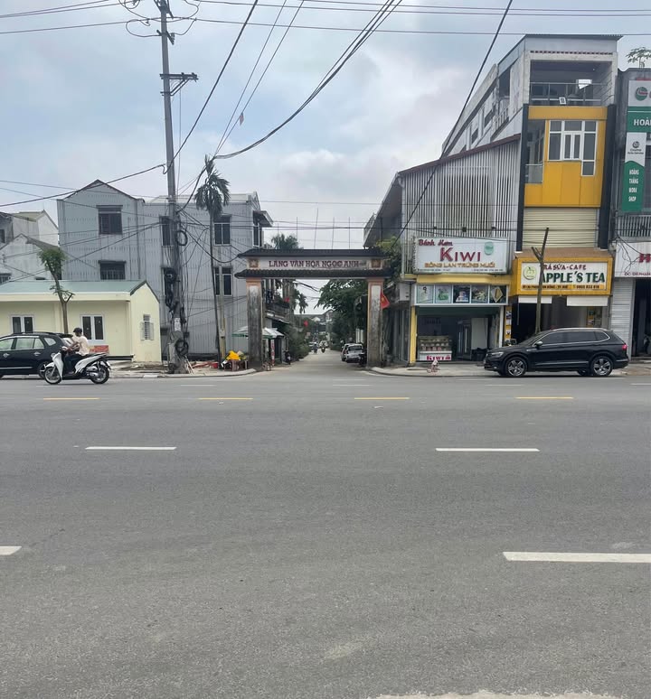 Đất nền view kênh Lại Thế, 167m² giá 3.4 tỷ - Cơ hội đầu tư hiếm có!