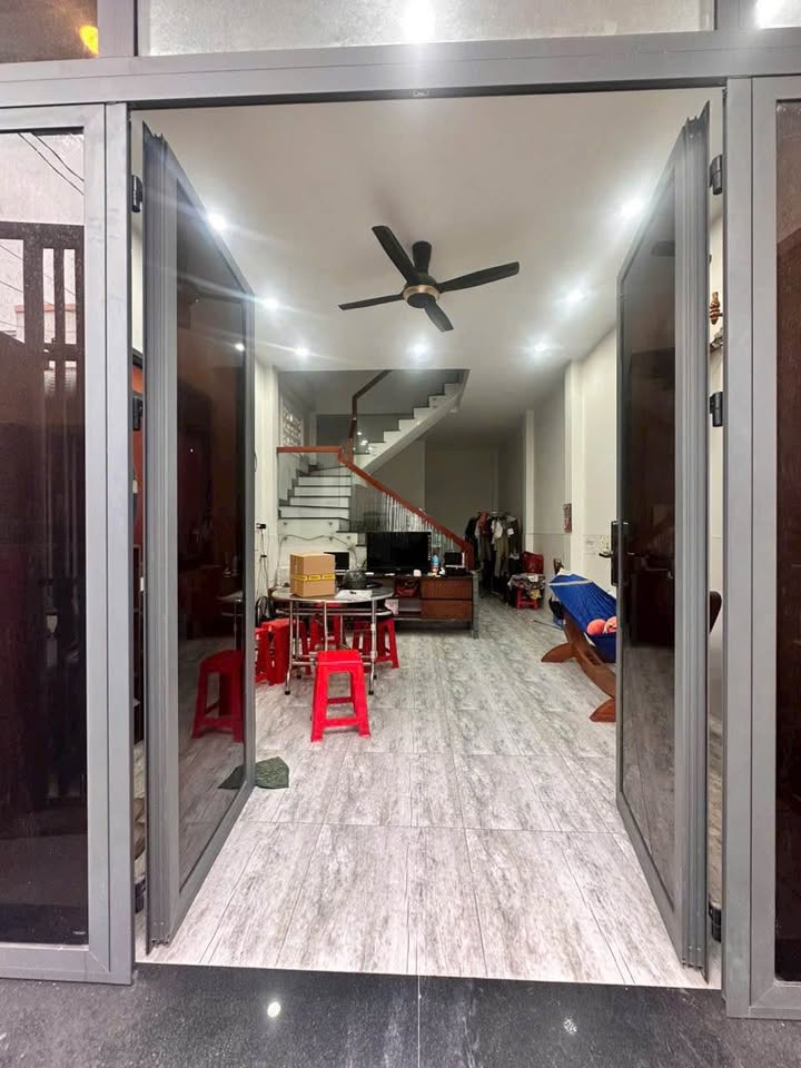 Nhà riêng Hiệp Thành, Quận 12, 61m² giá 4.35 tỷ - Nhà đẹp, thương lượng ngay!