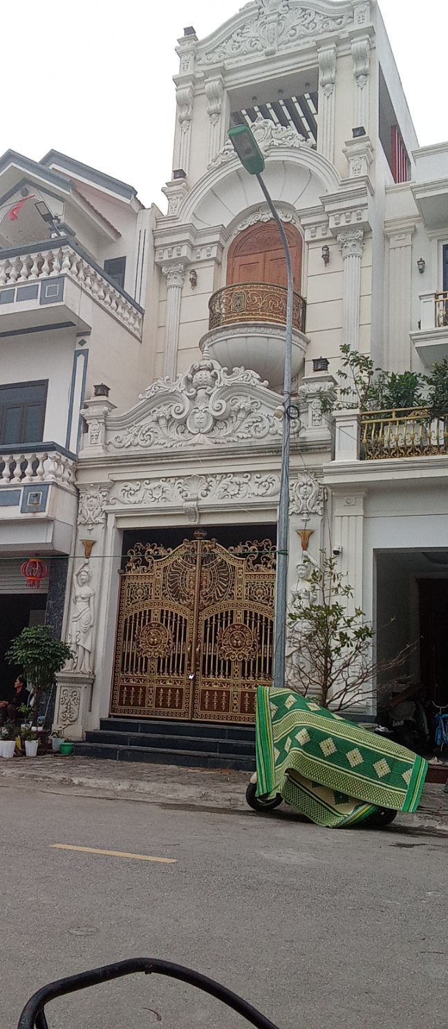 Nhà mặt tiền Xuân Phú, Sầm Sơn 90m² giá 4 tỷ - Kinh doanh thuận lợi!