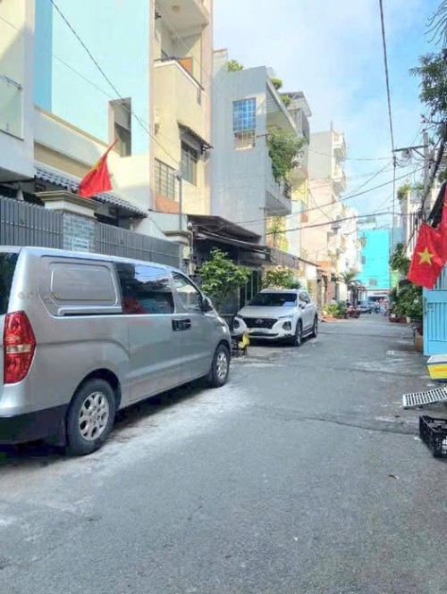 Nhà phố Tân Sơn Nhì, Tân Phú 82m² giá 8 tỷ - Hẻm xe hơi thông thoáng!