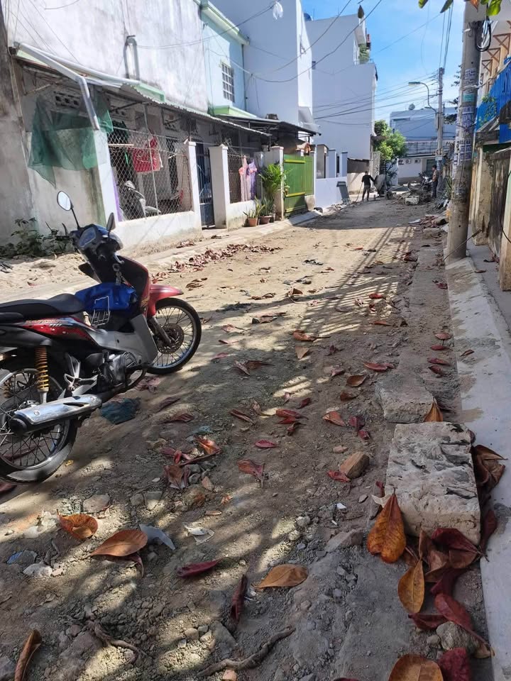 Đất hẻm ô tô Sư Vạn Hạnh, Vĩnh Hải 70.8m² giá 4.25 tỷ - Sổ hồng chính chủ!