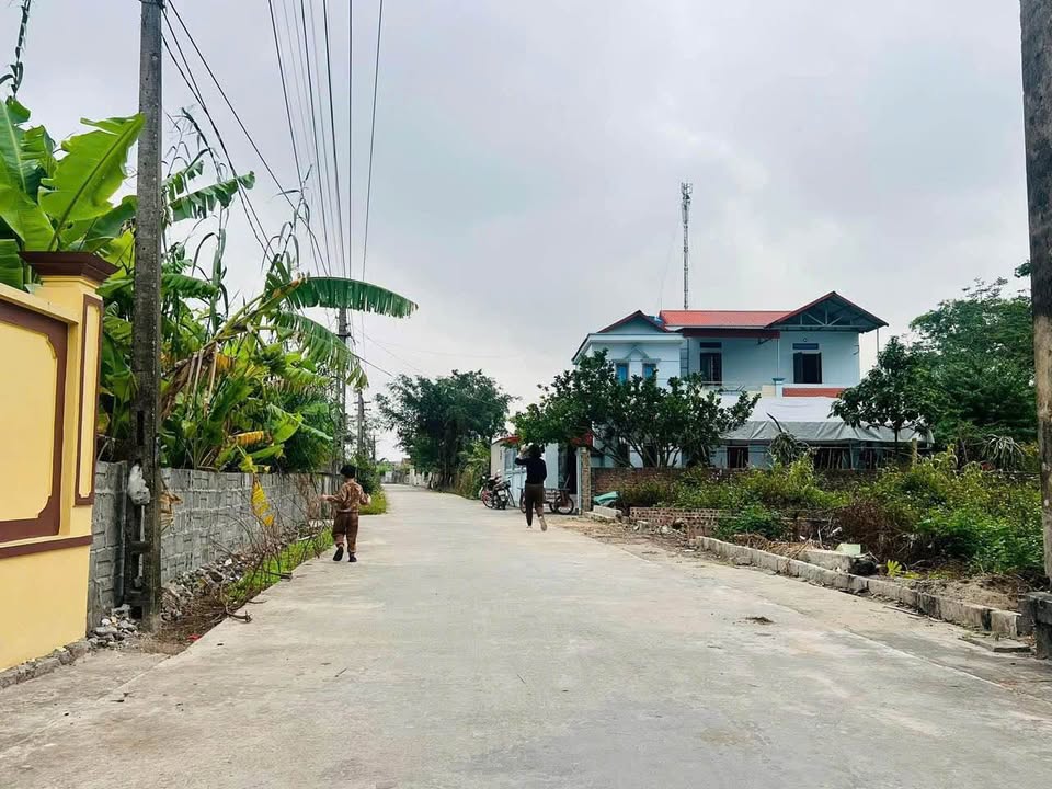 Nhà bán ngõ ô tô thông Lê Lợi, Kiến Xương 94m² chỉ 500 triệu - Cơ hội đầu tư tuyệt vời!