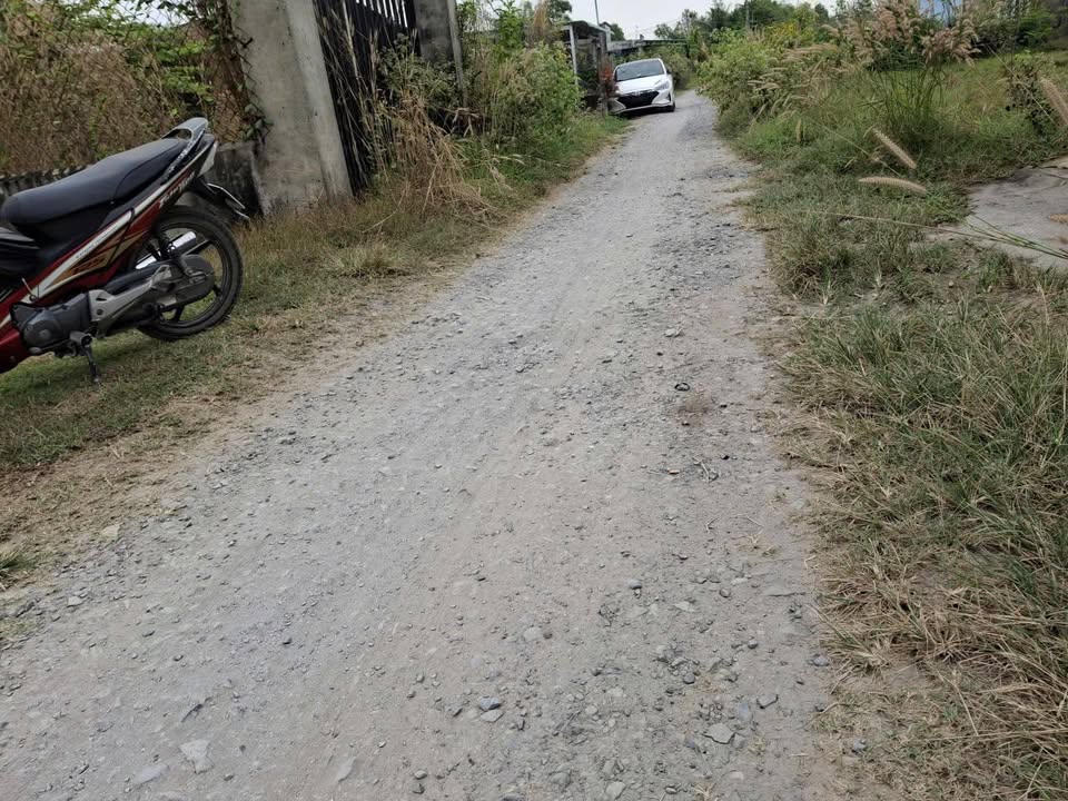 Đất nền Xã Hòa Khánh Đông 696m² giá 2.2 tỷ - Cơ hội đầu tư hấp dẫn!