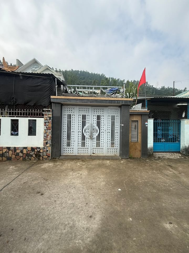 Đất có nhà tại đường Trạng Quỳnh, 114m² giá 3.45 tỷ - Chính chủ, vào ở ngay!