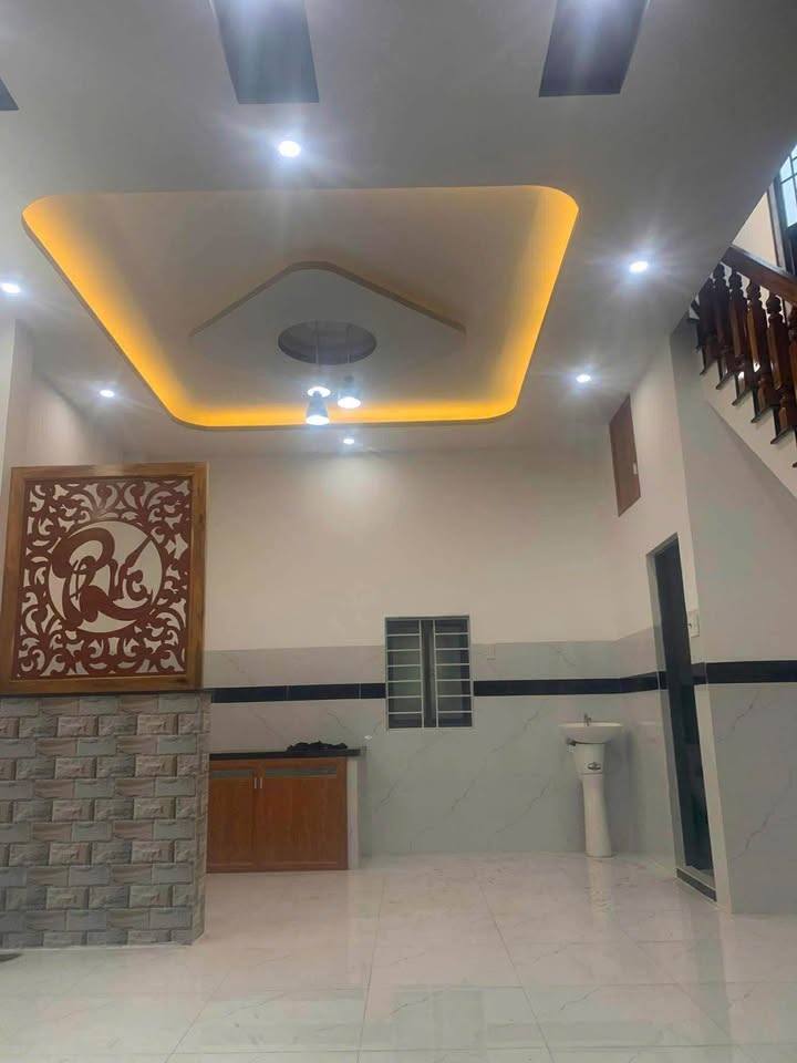 Nhà 2 Tầng hẻm 944/42 Trần Hưng Đạo, Quy Nhơn 36m² giá 1.75 tỷ - Sổ hồng đầy đủ!