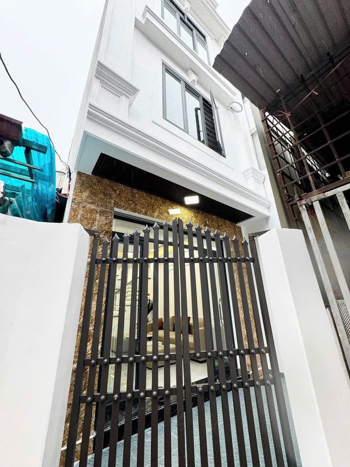 Nhà 3 tầng mới xây tại Nguyễn Cộng Hoà 47m² giá 3.39 tỷ - Chính chủ bán gấp!