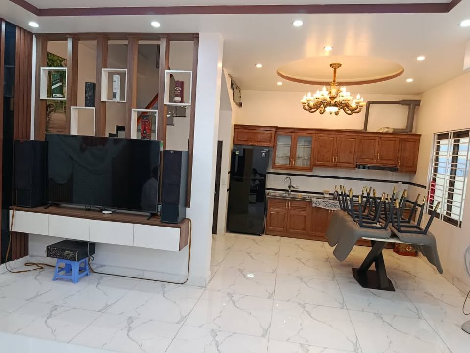 Nhà 3 tầng Vĩnh Khê, Hải Phòng 67m² giá chỉ 3 tỷ - Chính chủ bán gấp!