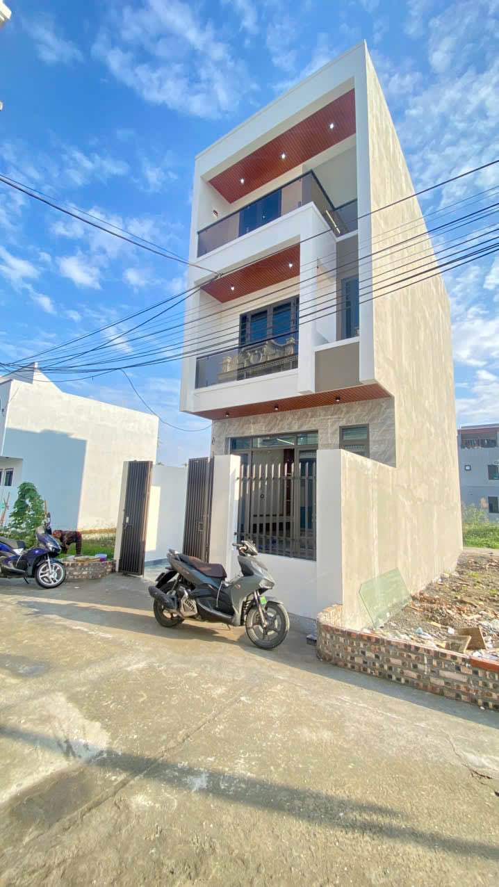 Nhà 3 tầng độc lập Quỳnh Hoàng, An Dương 60m² giá chỉ 2.3 tỷ - Full nội thất tầng 1!