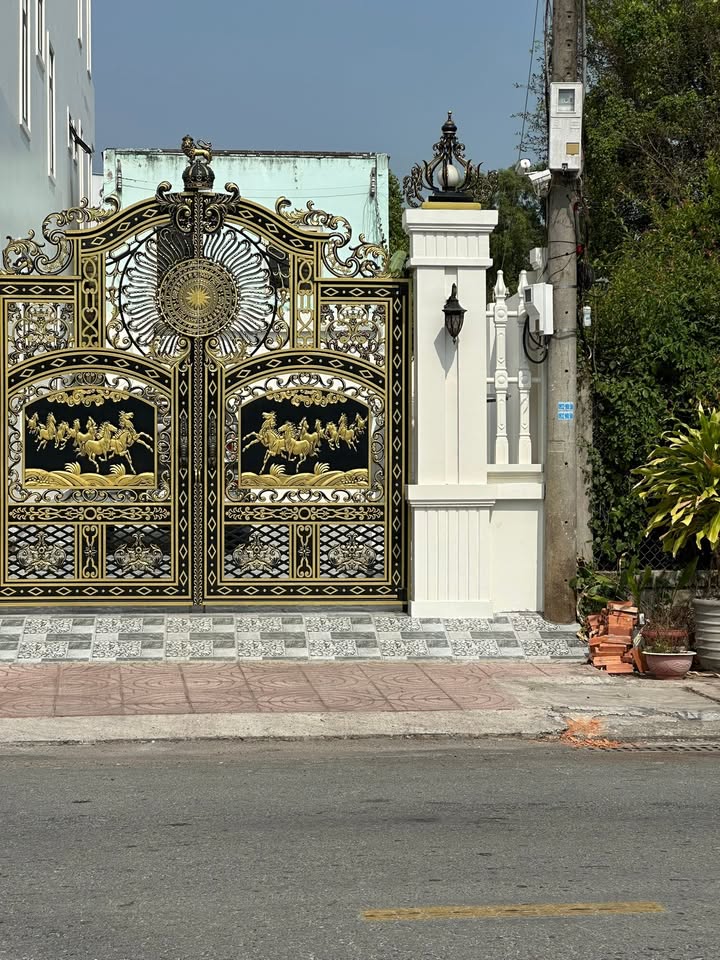 Đất thổ cư 100% đường Phù Đổng, Mỹ Phú 165m² giá 4.2 tỷ - Sẵn sàng xây nhà!